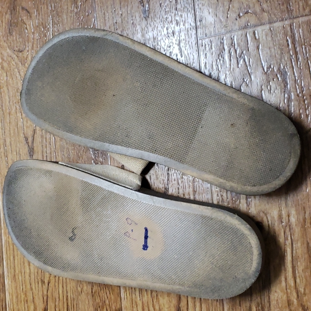 Sun'z out bun'z out Circus by Sam Edelman slides - Picture 8 of 11